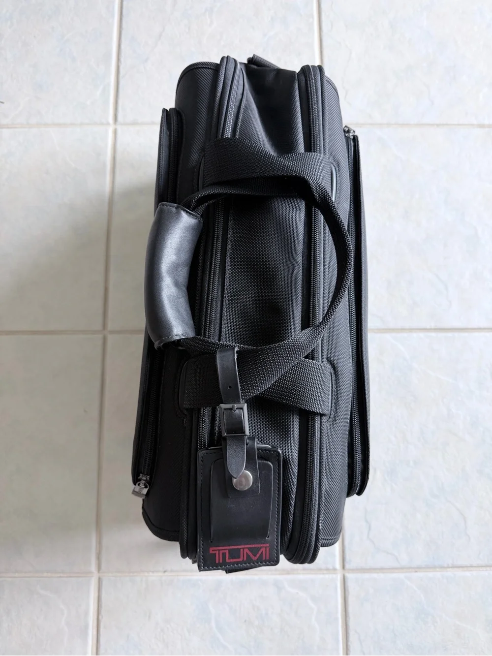 TUMI Alpha 2 T-Pass Expandable Organizer Laptop Briefcase 26145D2 Black Ballisti